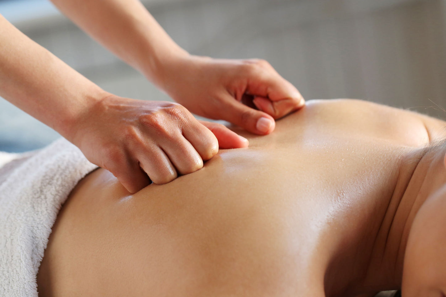 Intensive Back Treatment with Enzyme Peel